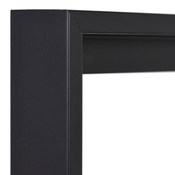 Holz-Profil 50k, schwarz - Ecke Ansicht der Ecke eines modernen, dezenten Schattenfugenrahmens in Schwarz