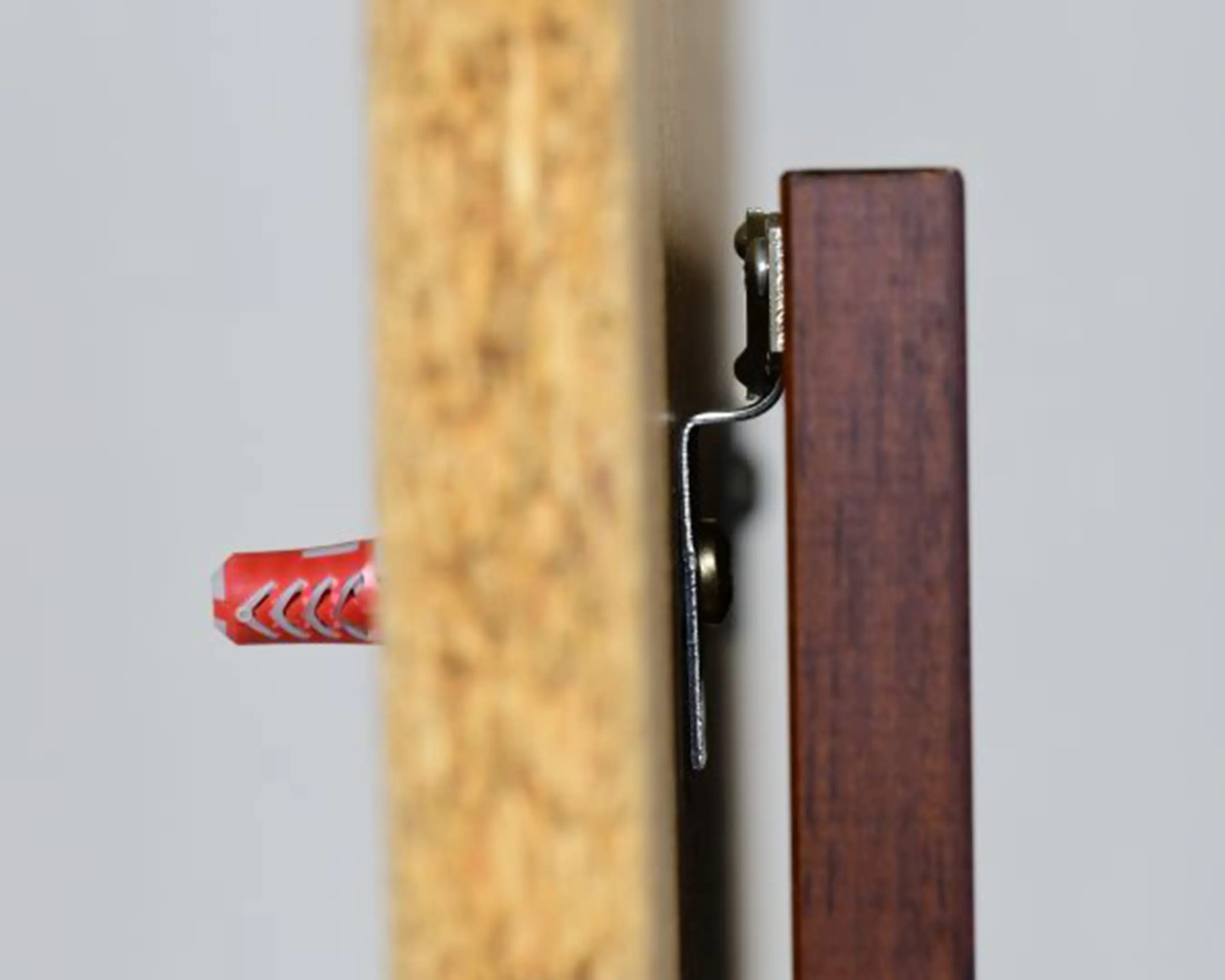 Système antivol pour cadres en bois jusqu'à 50x70cm