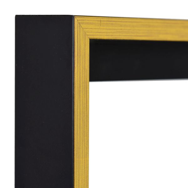 Holz-Profil 50k, schwarz mit Goldkante - Ecke Ansicht der Ecke eines modernen, dezenten Schattenfugenrahmens in Schwarz mit Goldkante