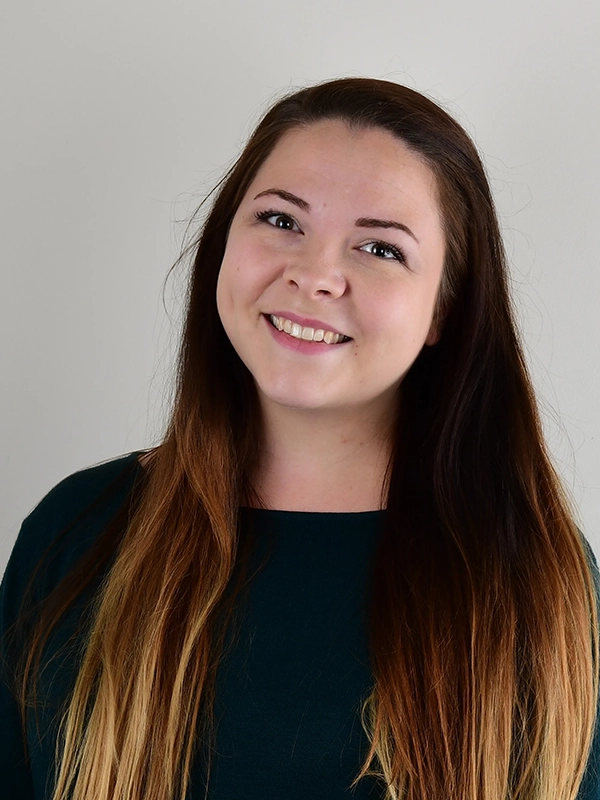 Selina, Service client
