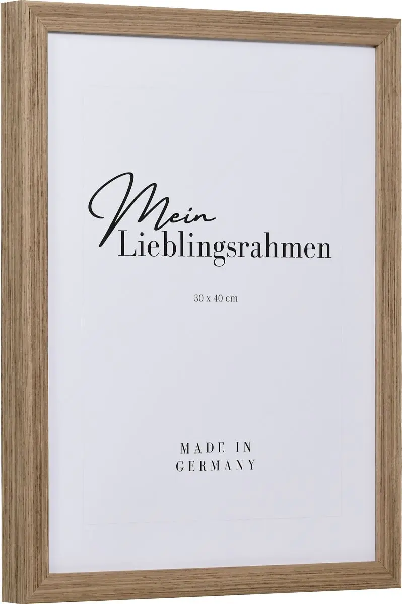 Holz-Profil 54, Nussbaum - Seitenansicht Seitenansicht eines Holzrahmens in der Farbe Nussbaum mit natürlicher Maserung im Landhausstil