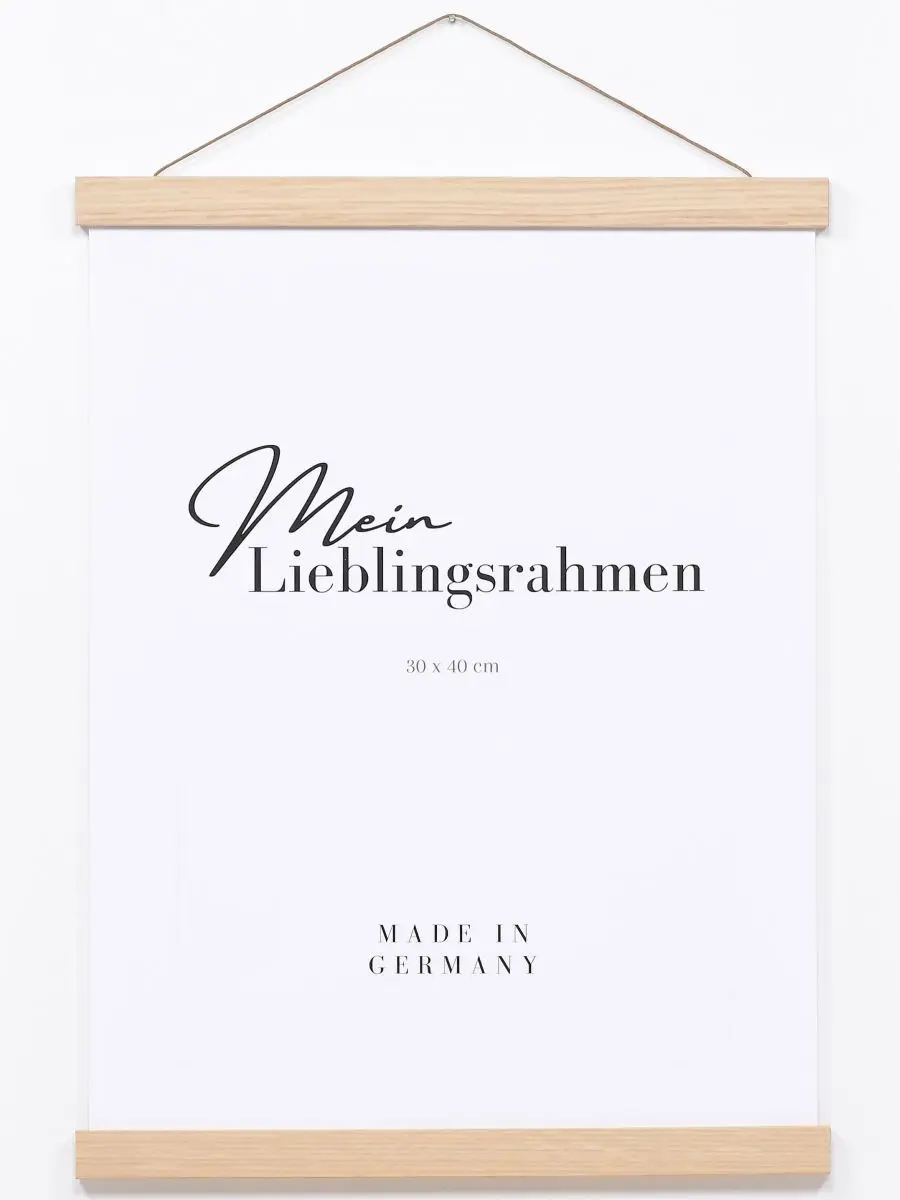 Posterhänger Holz 0089 Eiche - Frontansicht Frontansicht eines eichenfarbenen Holz-Posterhängers